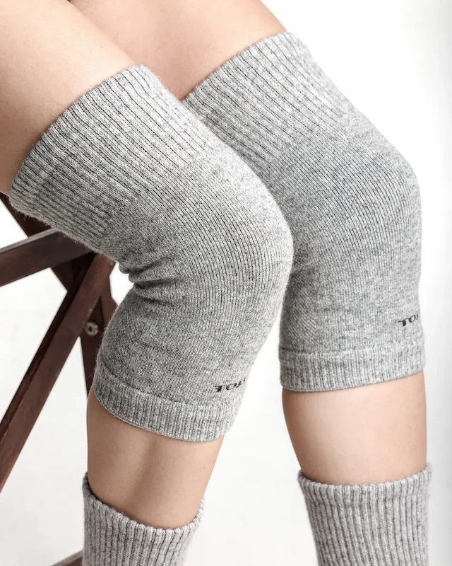 Наколенники серые короткие из монгольской шерсти