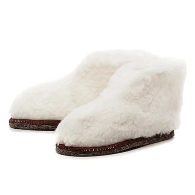 Чуни белые из овечьей шерсти на войлочной подошве