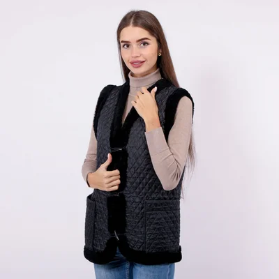 Жилет из овчины черный стеганый женский