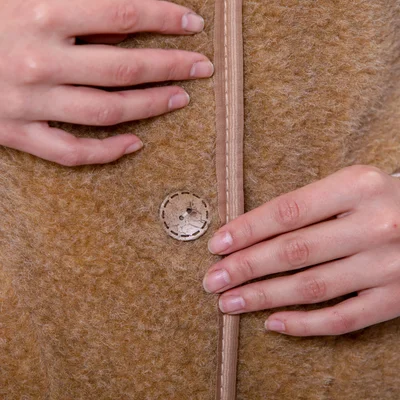 Жилет на пуговицах «Шоколад»