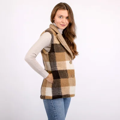 Жилет из овечьей шерсти в клетку