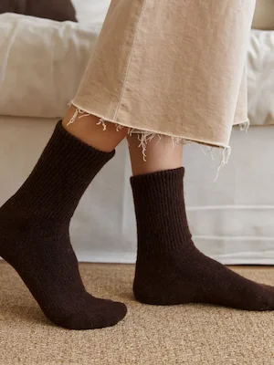 Носки темно-коричневые взрослые из овечьей шерсти