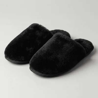 Тапочки черные из овчины